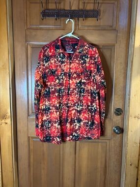 Angry Minnow Red Plaid Queen of Hearts Button Down Top Size Xl